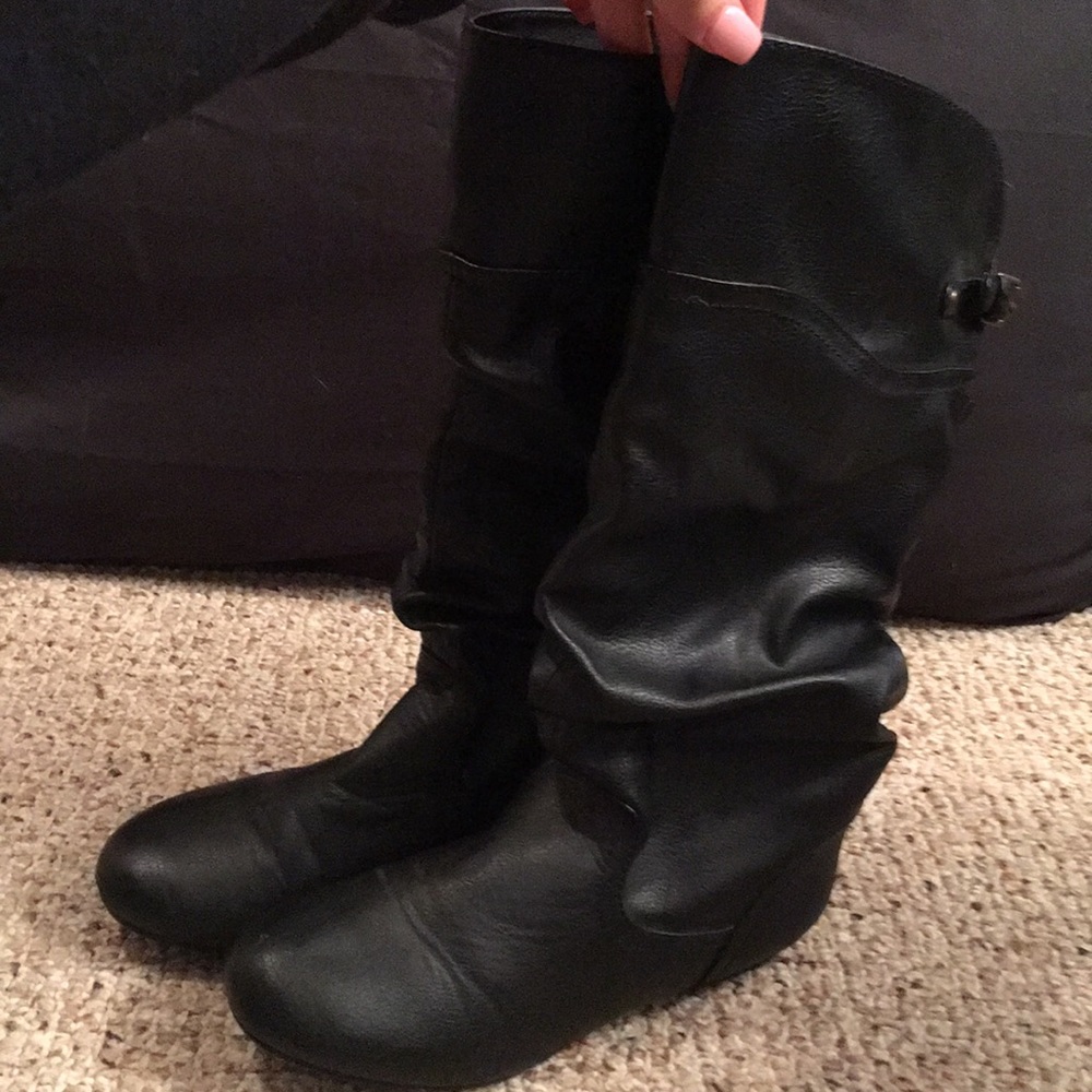 Black boots